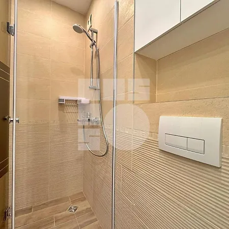 1br Sea Garden Prime With View & Parking Варна