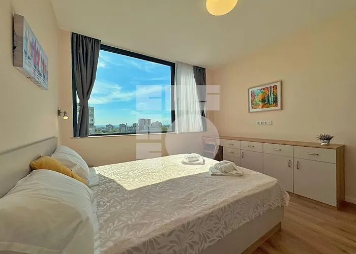 1br Sea Garden Prime With View & Parking *