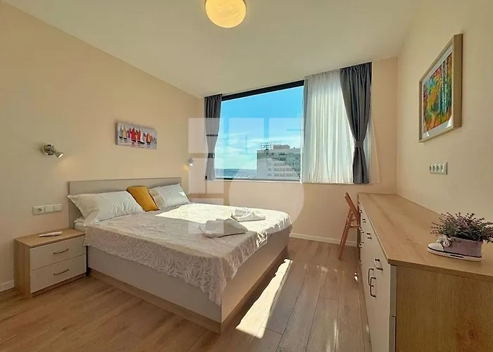 1br Sea Garden Prime With View & Parking *